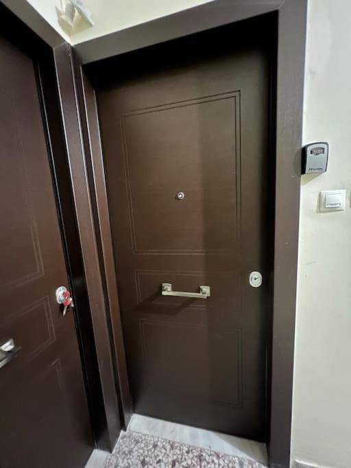 Stylish And Central Apt Near Acropolis - Avdi Square Athènes Extérieur photo